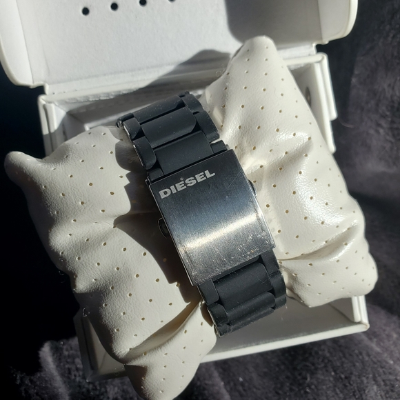 Diesel Watch - Picture 4 of 10